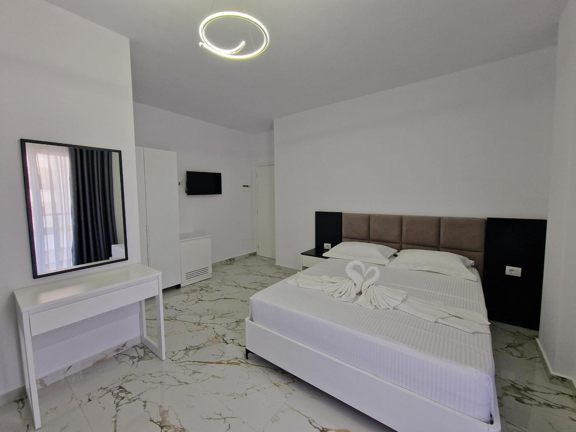 Hotel Klari 3*